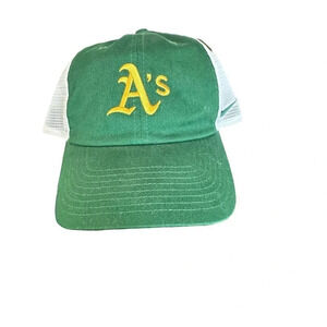 New Era Oakland Athletics Summer League 9Forty Trucker Cap One Size